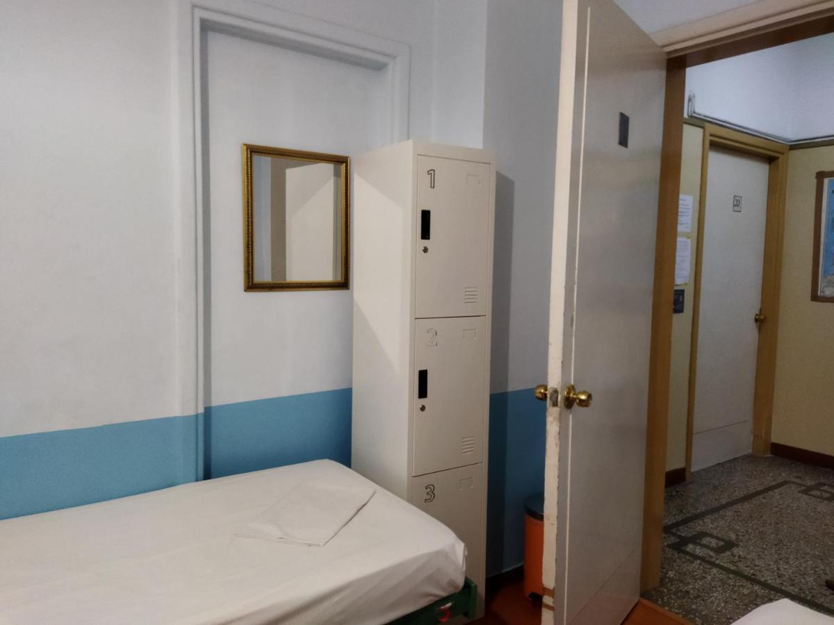 San Remo Hostel أثينا المظهر الخارجي الصورة