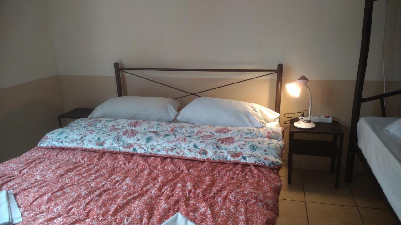 San Remo Hostel أثينا المظهر الخارجي الصورة
